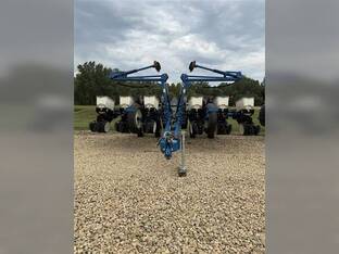 2013 Kinze 3200