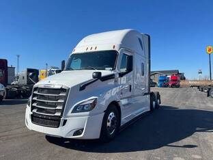 2026 Freightliner CASCADIA 126