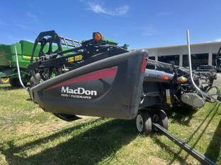 2013 MacDon Industries FD75-4