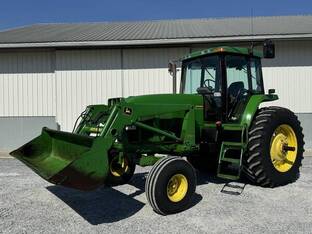 1993 John Deere 7600