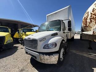 2016 Freightliner BUSINESS CLASS M2 106