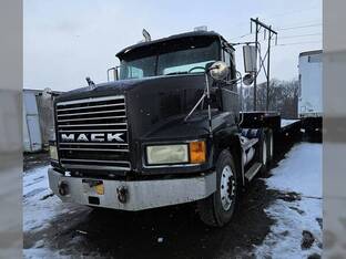 2003 Mack CH613