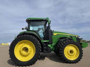 2023 John Deere 8R 410