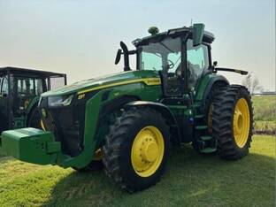 2023 John Deere 8R 280