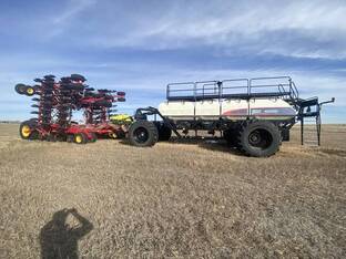 2021 Bourgault Industries Ltd. 3820-60