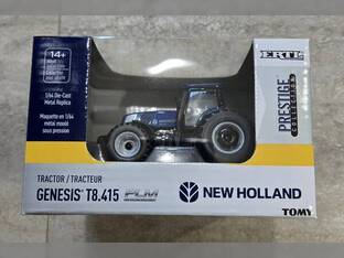 ERTL 1/64 SCALE NEW HOLLAND GENESIS T8.415