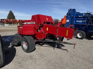 2017 Massey-Ferguson 1840