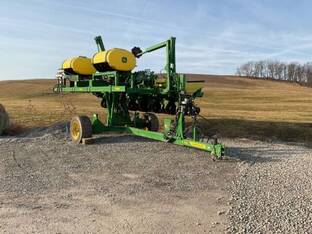 2023 John Deere 1745