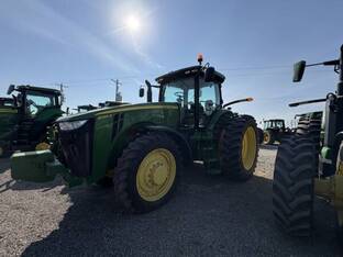 2013 John Deere 8285R