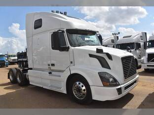 2017 Volvo VNL64T670