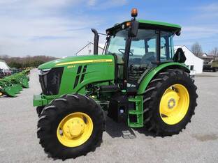 2022 John Deere 6105E