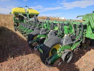 2014 John Deere 1770NT