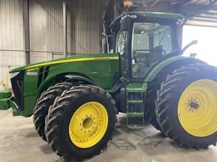 2011 John Deere 8310R