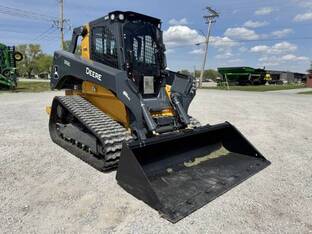 2023 John Deere 333G