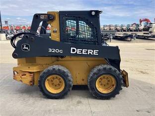2018 John Deere 320G