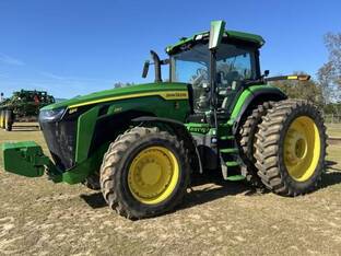 2023 John Deere 8R 250