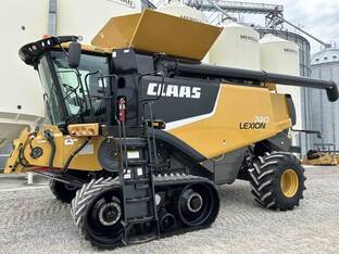 2013 Claas LEXION 740TT