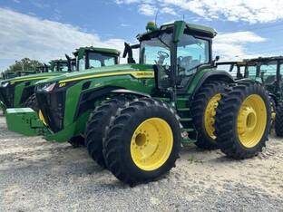 2023 John Deere 8R 410