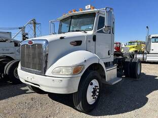 2011 Peterbilt 337