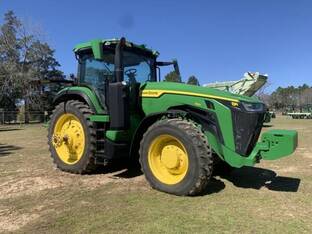 2023 John Deere 8R 250