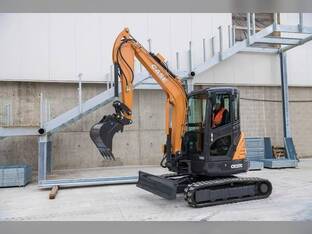2023 Case CX37C