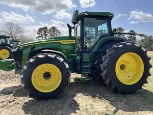 2023 John Deere 8R 340