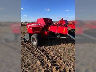 2017 Massey-Ferguson 1840