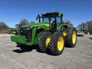 2023 John Deere 8R 340