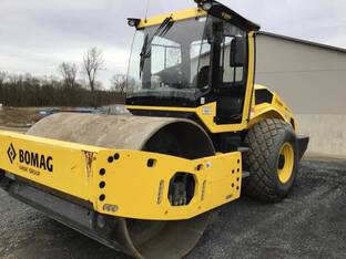 2021 BOMAG BW213D