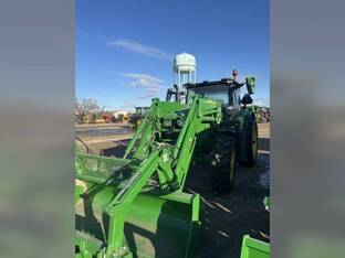 2023 John Deere 6R 155