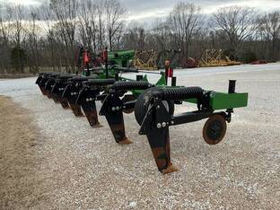 2024 Unverferth ZONEBUILDER 122