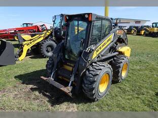 2015 New Holland L230