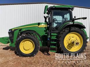 2023 John Deere 8R 370