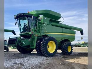 2013 John Deere S670