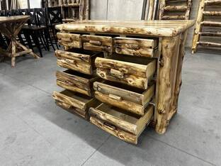 AMISH FURNITURE 9 DRAWER DRESSER