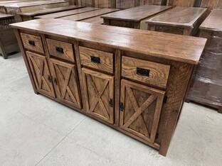 AMISH FURNITURE 4 DOOR BUFFET