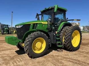 2023 John Deere 7R 210