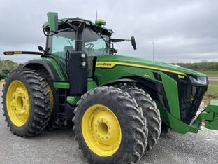 2023 John Deere 8R 410