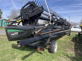 2013 MacDon Industries FD75S