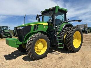2023 John Deere 7R 210
