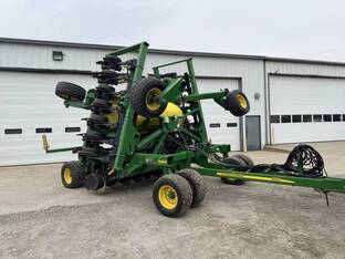 2010 John Deere 1990