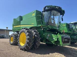 2024 John Deere S780