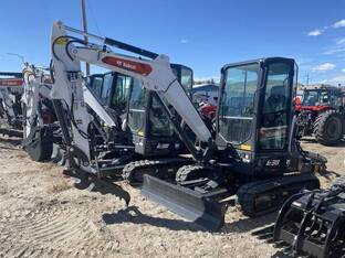 2025 Bobcat E38