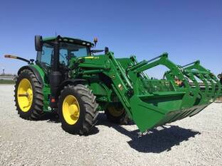 2023 John Deere 6R 155