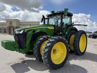 2023 John Deere 8R 340