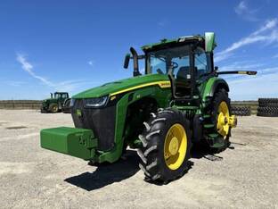 2023 John Deere 8R 310