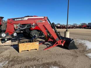 2011 Case IH L790