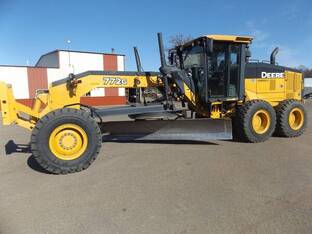 2014 John Deere 772G