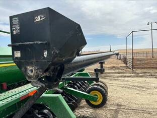 Unverferth Drill Fill 20ft