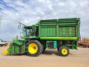 2003 John Deere 9986